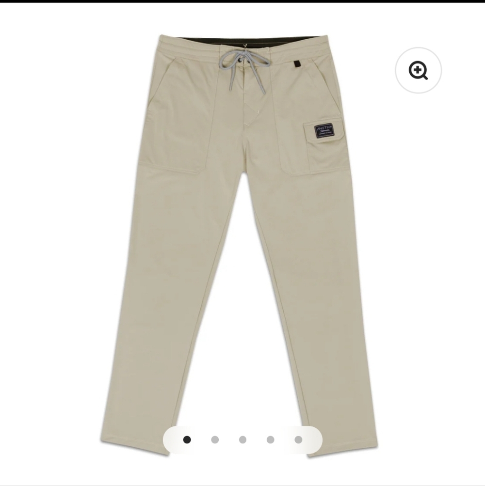 Stylish Men's Khaki Chinos with Drawstring